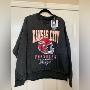 Kansas City Chiefs NFL Gameday Couture Oversized Sweatshirt NWT 🌴